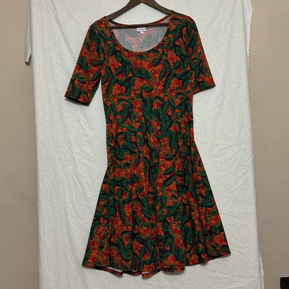 Lularoe Amelia dress. Red orange and green leaves. Size XL - Picture 2 of 6